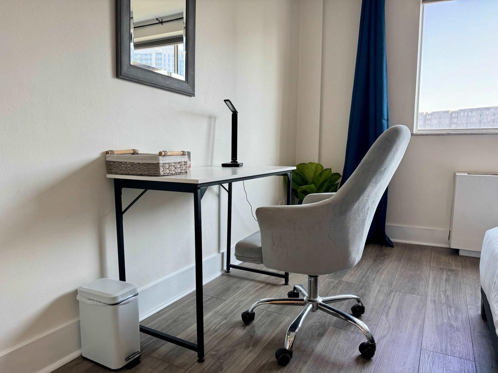 2B1B Modern Downtown Atl Condo W 1 Free Parking Lm1007 Атланта Экстерьер фото